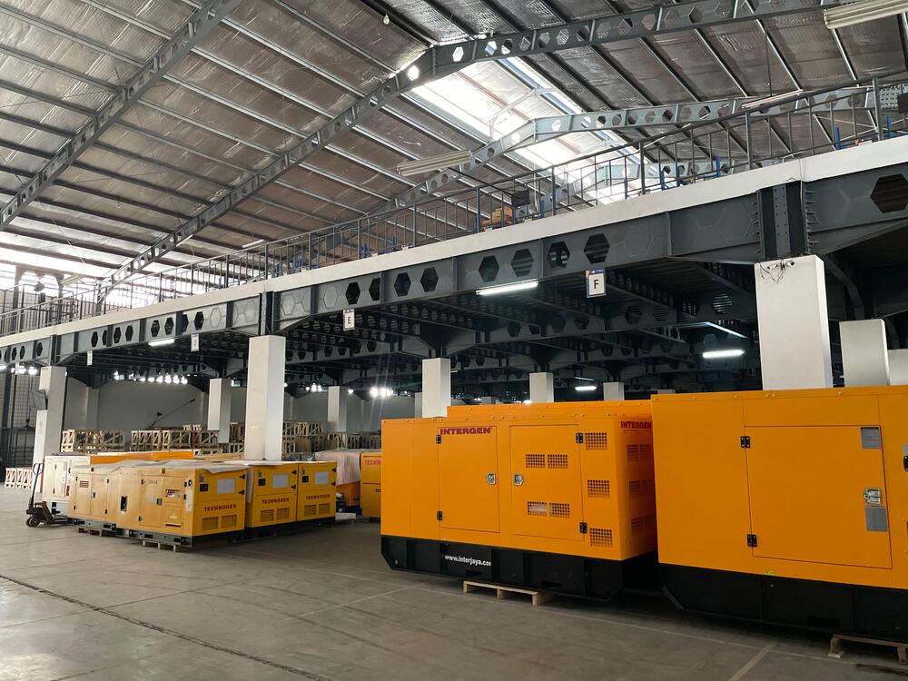 Genset untuk pabrik